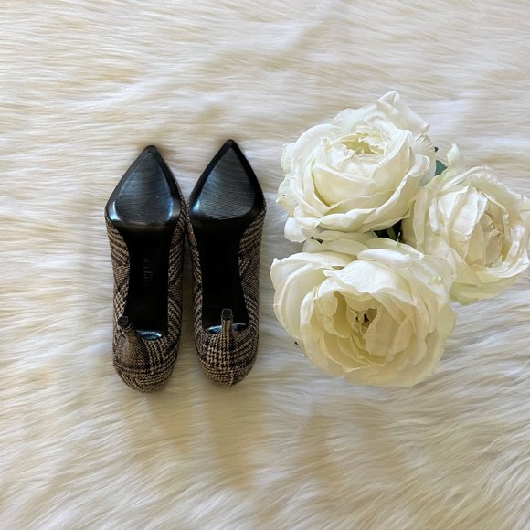 Style by Charles David. New with box - Picture 4 of 8